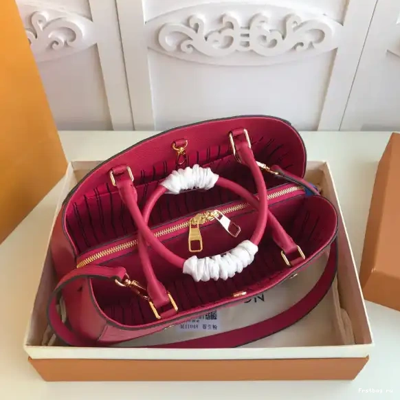 First bag ru VUITTON LOUIS MM MONTAIGNE 0513
